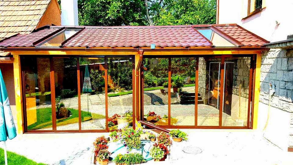  Zasklení do konstrukce / pergola, přístřešek, zastřešení