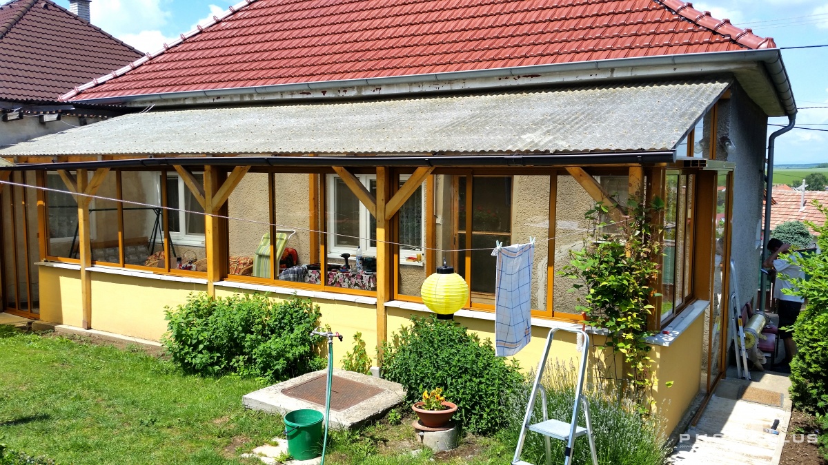  Zasklení do konstrukce / pergola, přístřešek, zastřešení