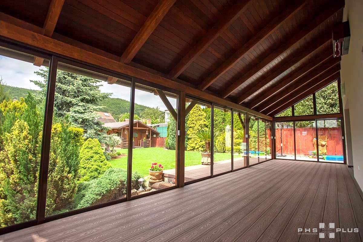  Zasklení do konstrukce / pergola, přístřešek, zastřešení