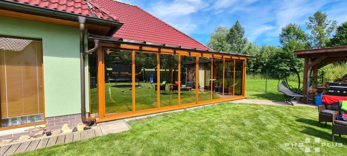  Zasklení do konstrukce / pergola, přístřešek, zastřešení